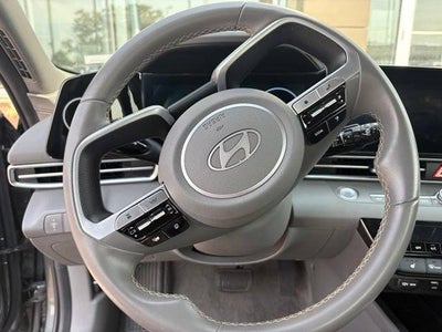 2025 Hyundai ELANTRA SEL Convenience IVT
