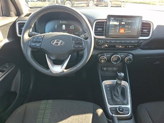 2025 Hyundai Venue SEL - Photo 12