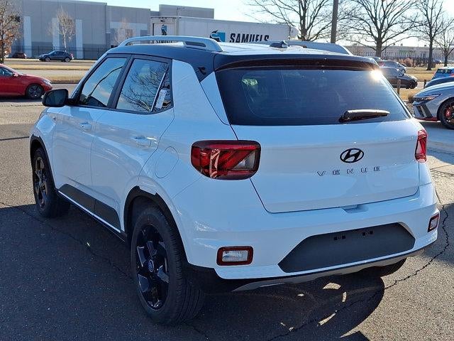 2026 Hyundai VENUE SEL W/Two-Tone Roof