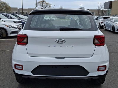 2026 Hyundai VENUE SEL W/Two-Tone Roof