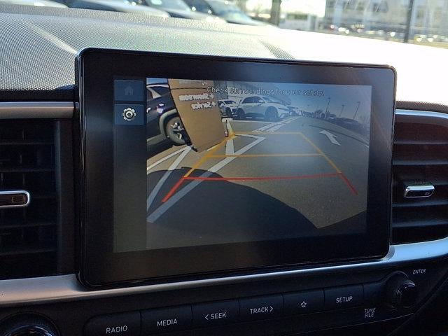 2024 Hyundai VENUE SEL IVT