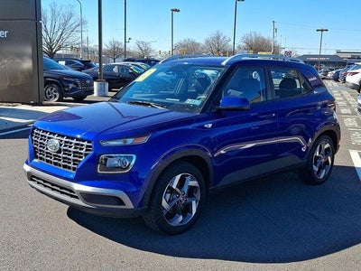 2024 Hyundai VENUE SEL IVT