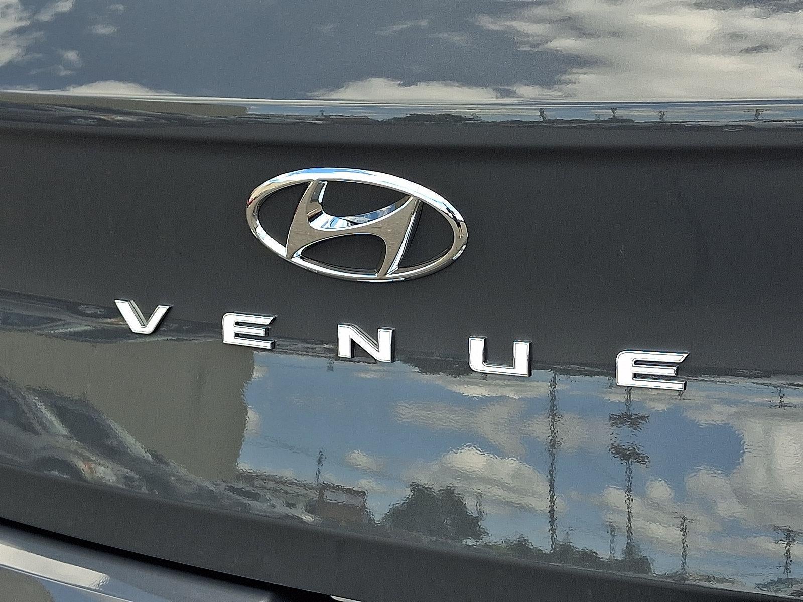 2026 Hyundai VENUE SEL W/Two-Tone Roof
