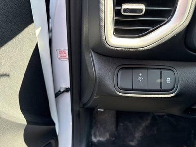 2025 Hyundai VENUE SEL IVT