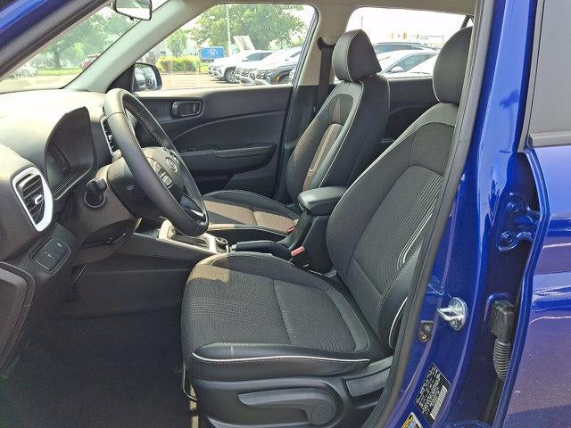 2023 Hyundai VENUE Limited IVT