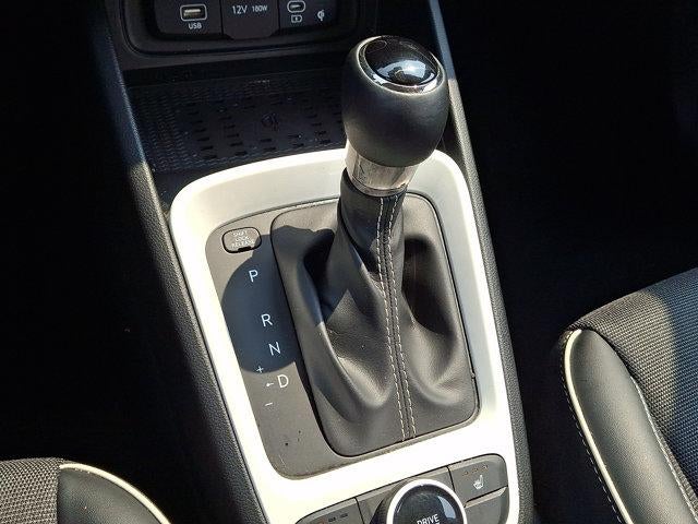 2023 Hyundai VENUE Limited IVT