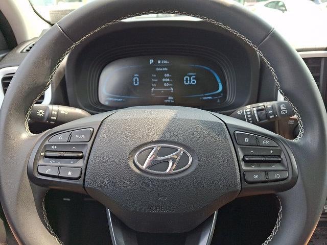 2023 Hyundai VENUE Limited IVT