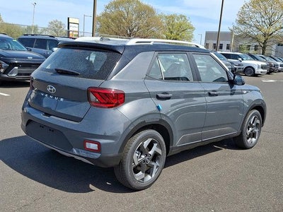 2026 Hyundai VENUE SEL W/Two-Tone Roof