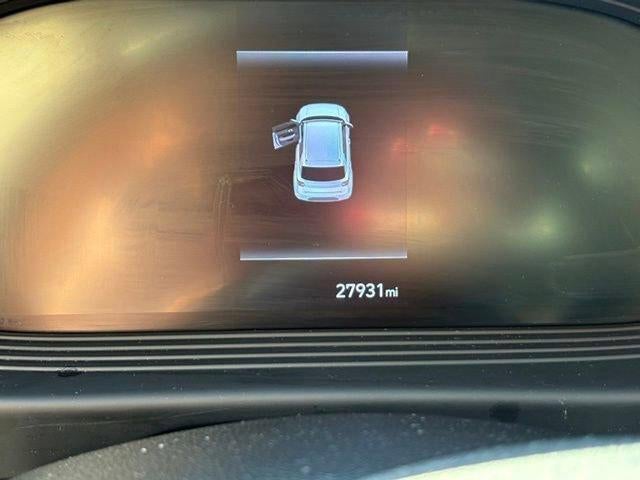 2023 Hyundai VENUE SEL IVT