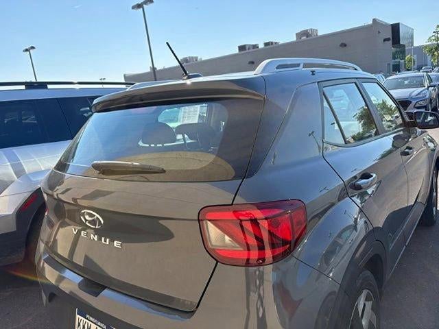 2023 Hyundai VENUE SEL IVT