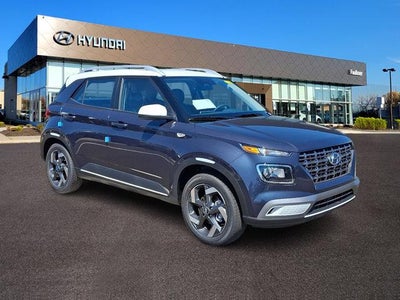 2026 Hyundai VENUE SEL W/Two-Tone Roof