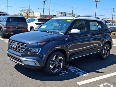 2026 Hyundai VENUE SEL W/Two-Tone Roof