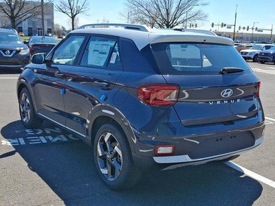 2026 Hyundai VENUE SEL W/Two-Tone Roof