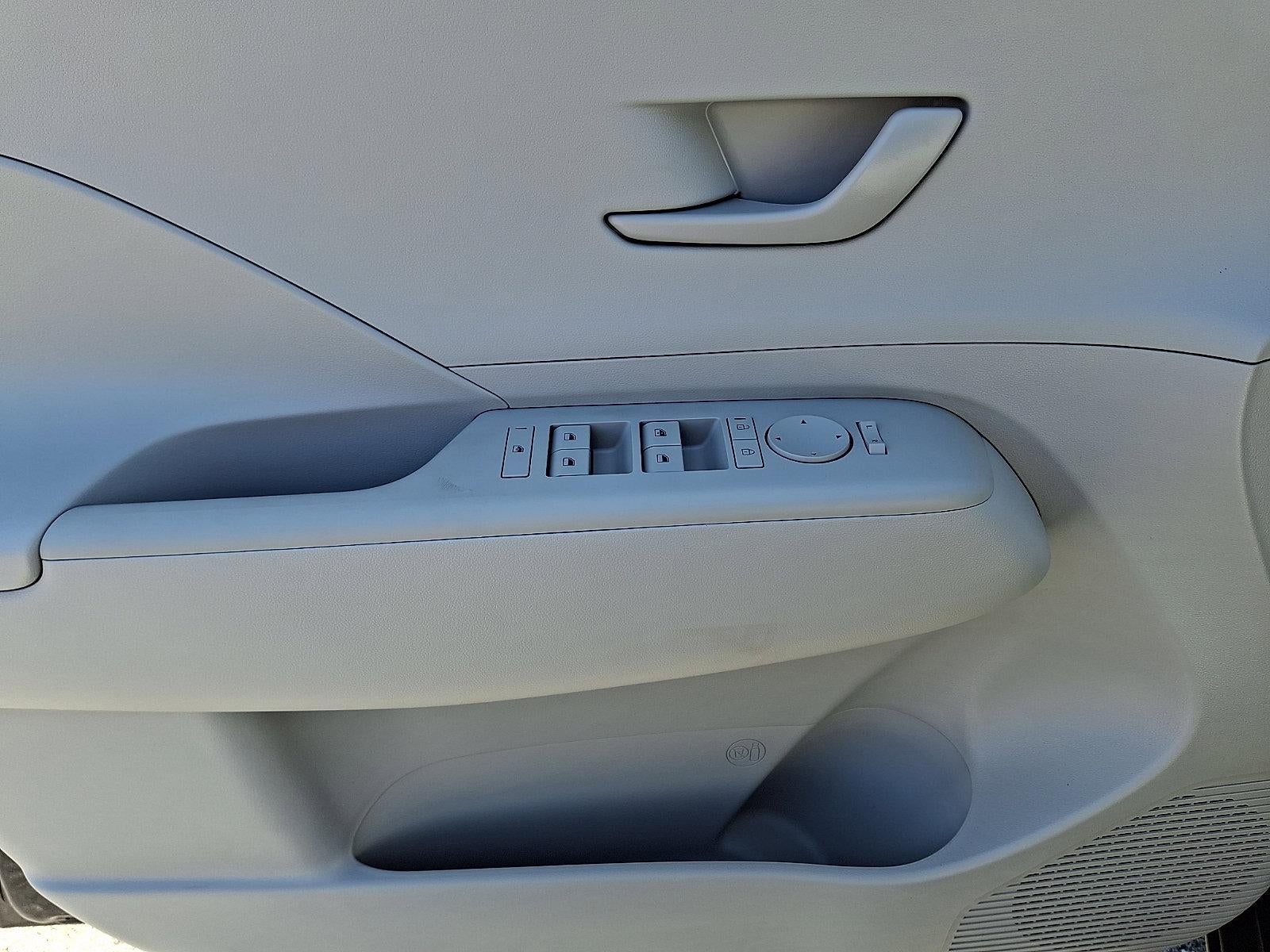 2026 Hyundai KONA SE AWD