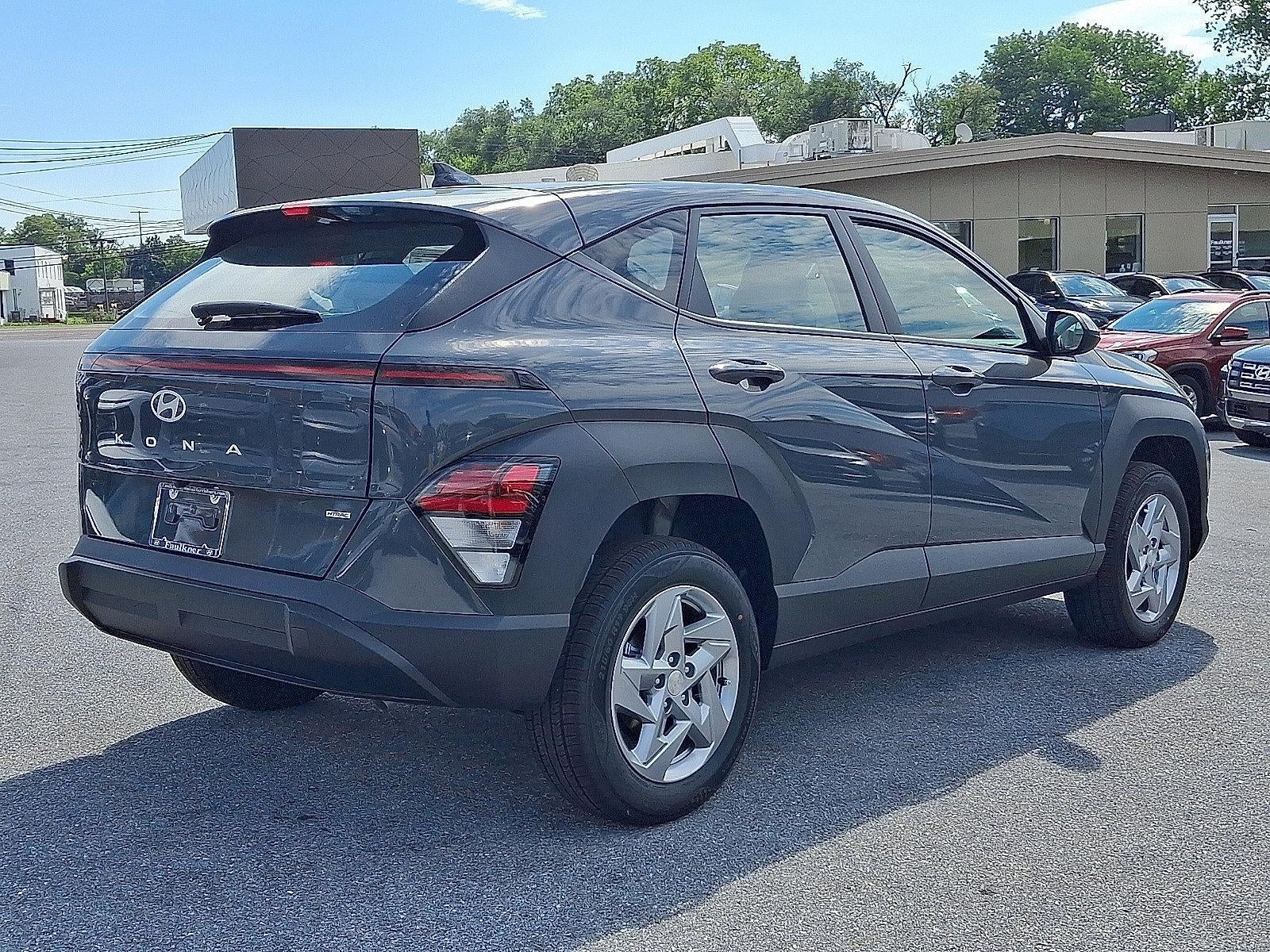 2027 Hyundai KONA SE AWD