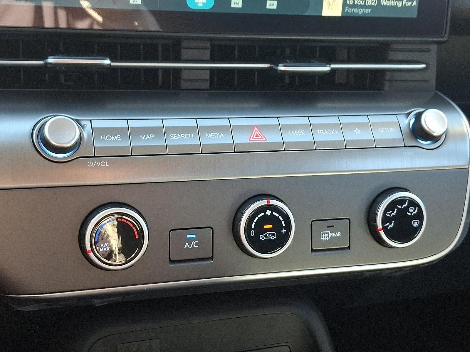 2027 Hyundai KONA SE AWD