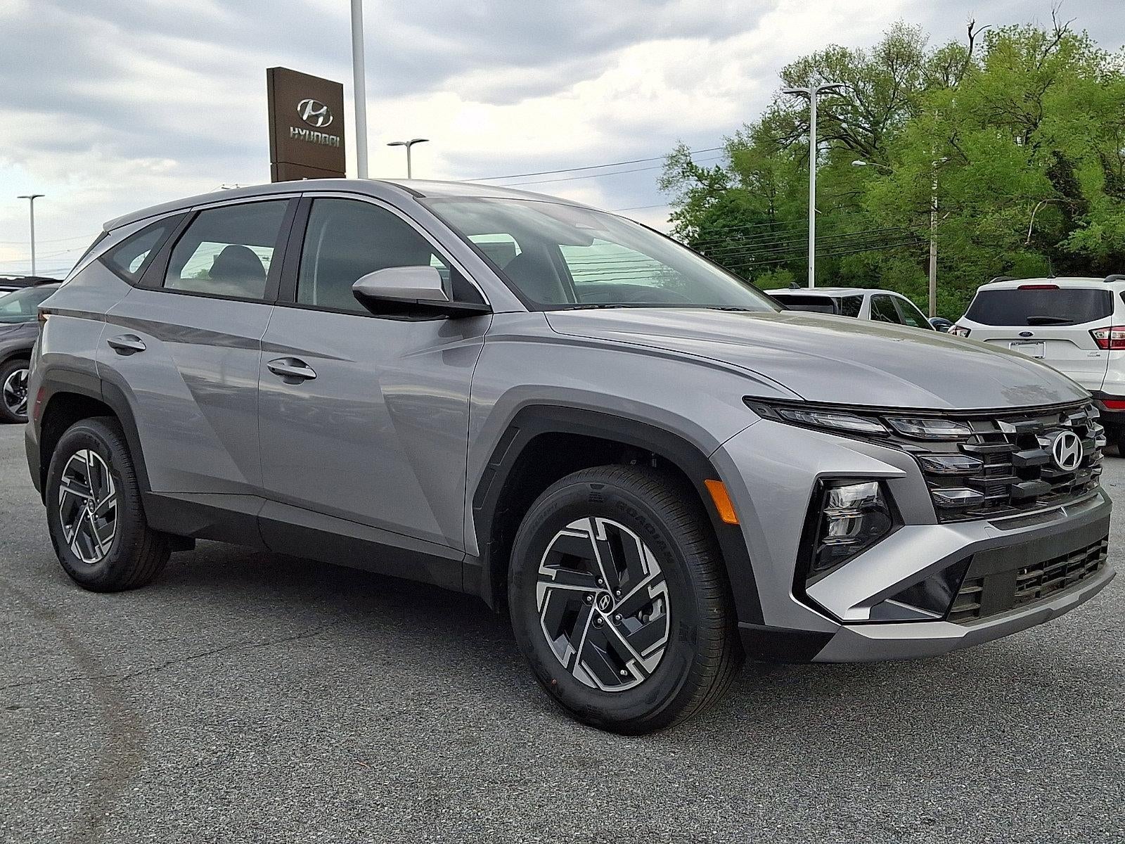 2026 Hyundai TUCSON HYBRID Blue SE