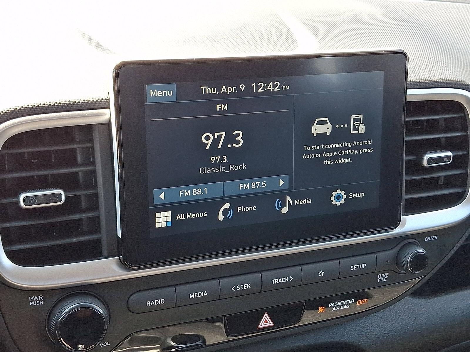 2026 Hyundai VENUE SE