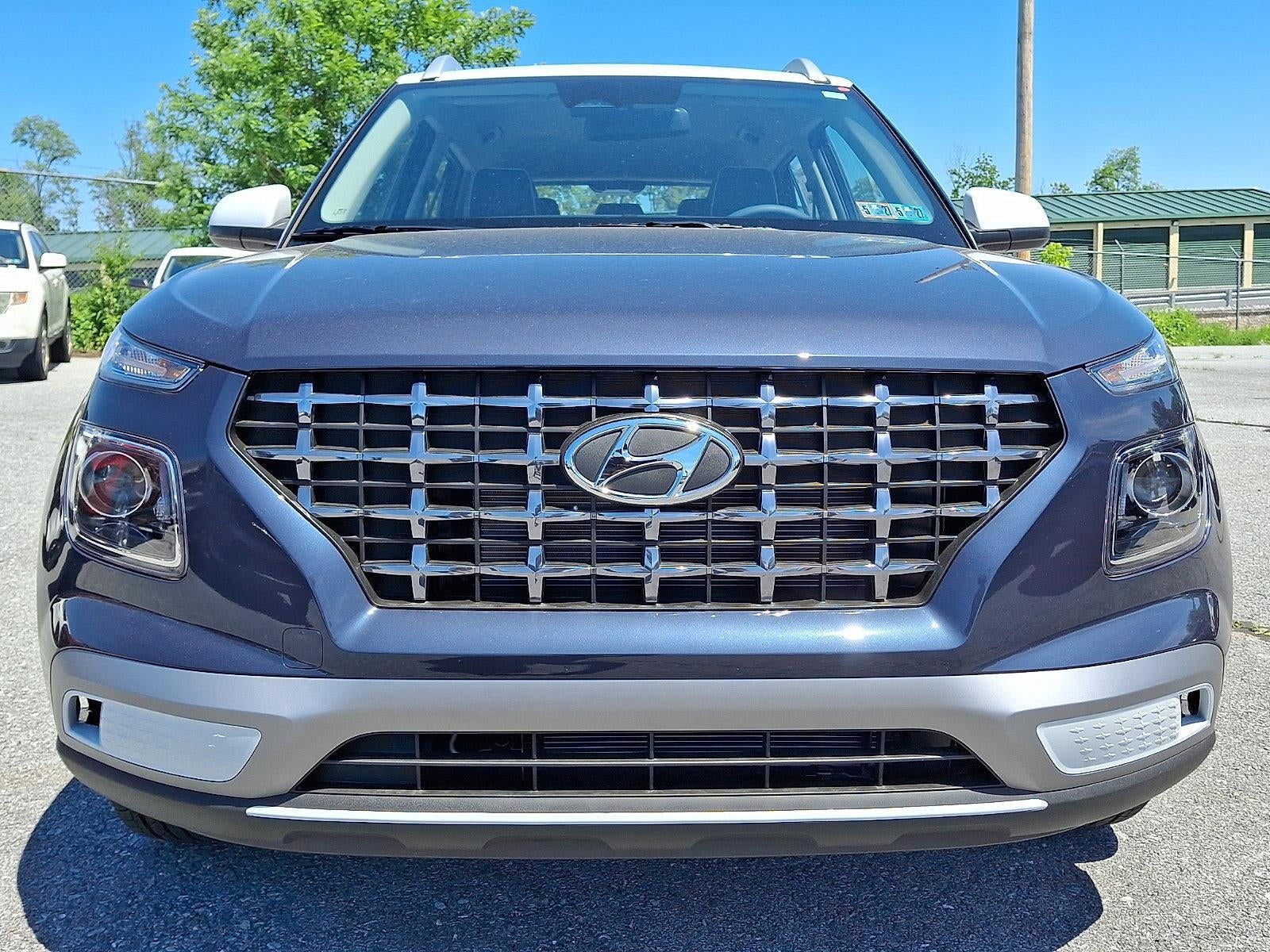 2026 Hyundai VENUE SEL W/Two-Tone Roof