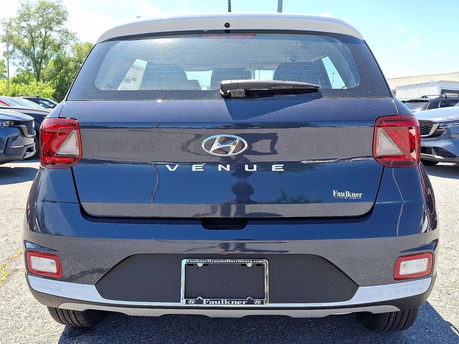 2026 Hyundai VENUE SEL W/Two-Tone Roof
