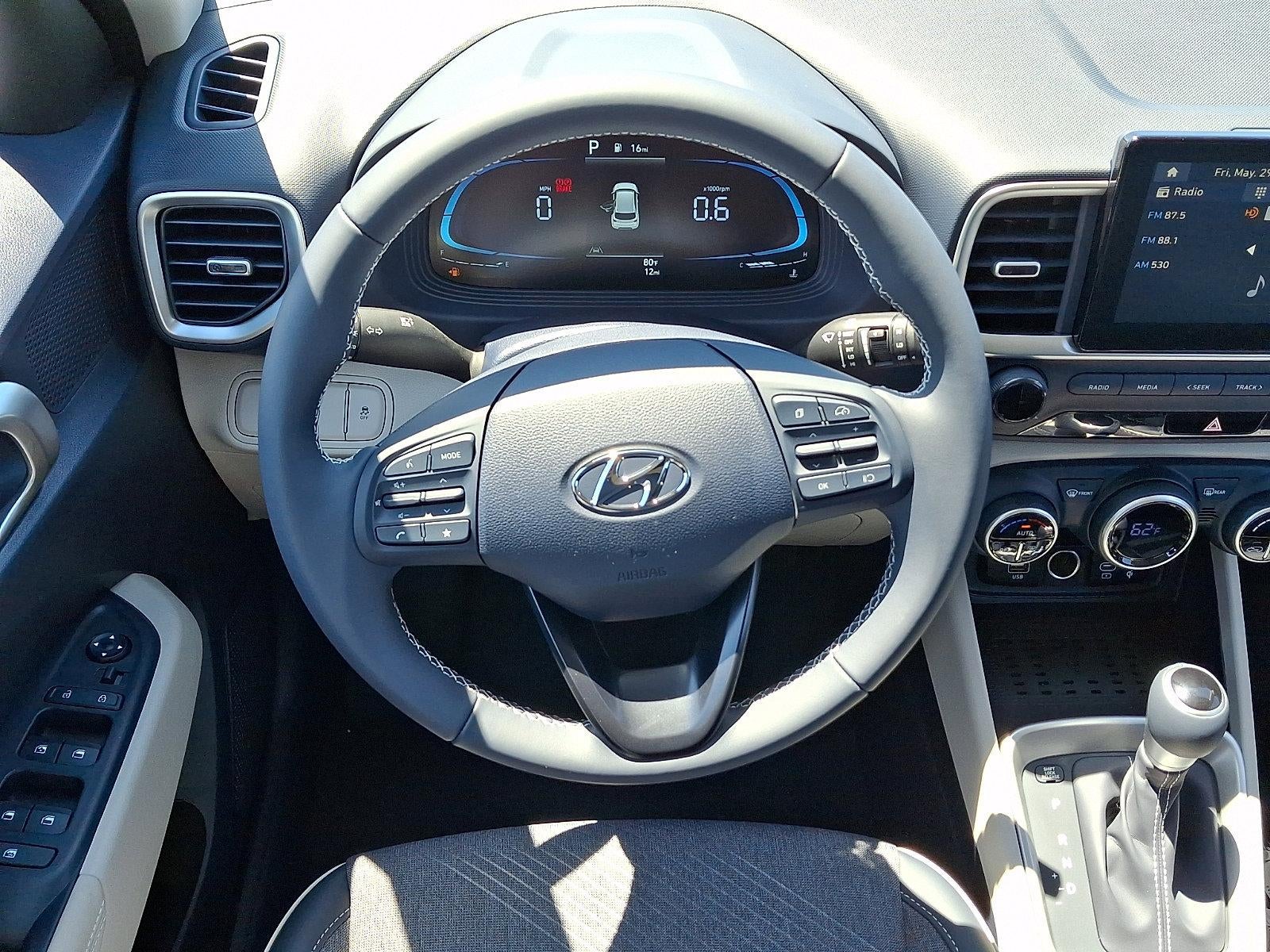 2026 Hyundai VENUE SEL W/Two-Tone Roof