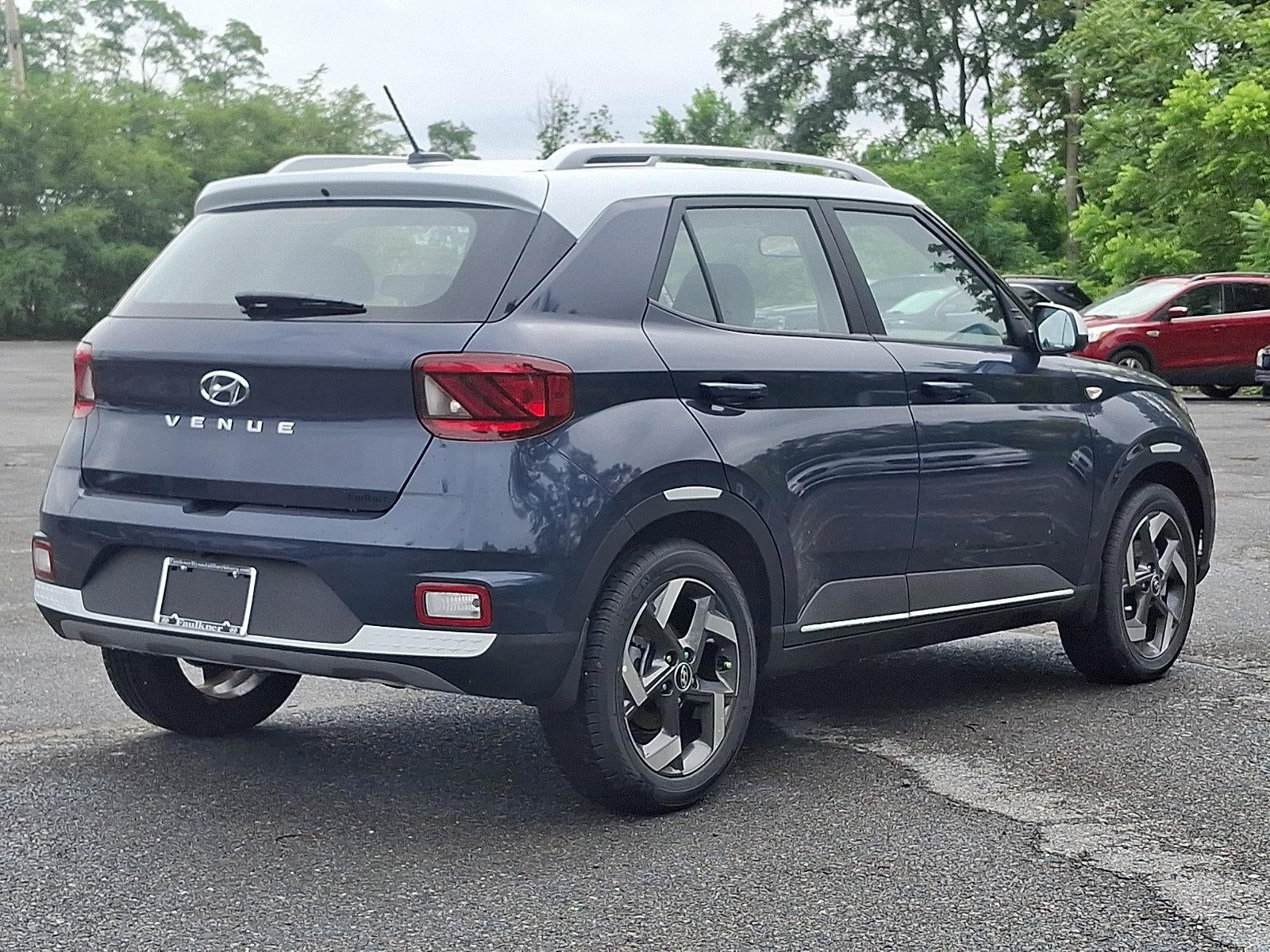 2026 Hyundai VENUE SEL W/Two-Tone Roof
